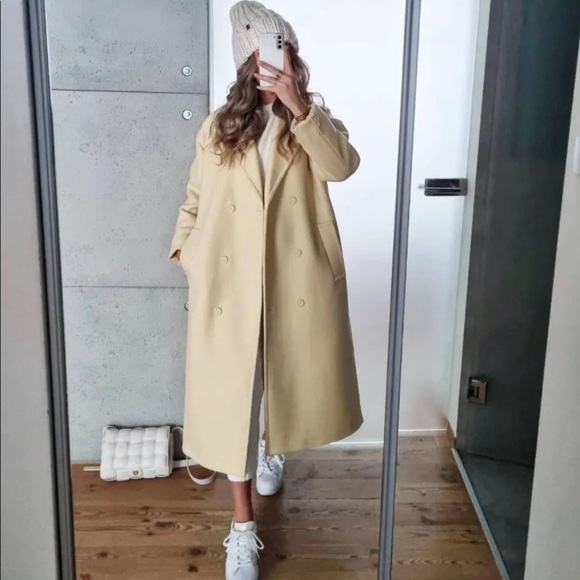 Zara Limited Edition Double-Breasted Italian Wool Blend Coat - Medium - Picture 3 of 16